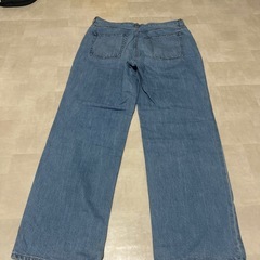 GU ハイライズストレートジーンズ　XLの画像