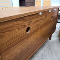 J1544【リユースのサカイ柏店】unico　ウニコ　AVガラスチェスト　クルト　クリーニング済み　参考価格52,290円の画像