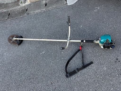 マキタ　草刈機 MEM262