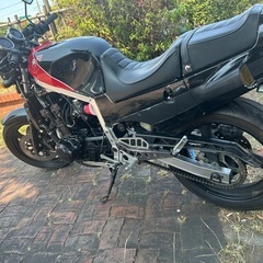 スズキ GSX-R 400 GK71B （ネイキッド仕様）の画像
