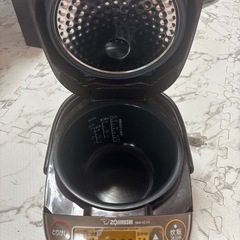 ZOJIRUSHI
炊飯器の画像