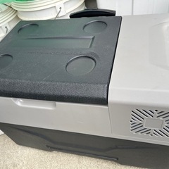 クーラボックス　ジャンク　バッテリーの画像