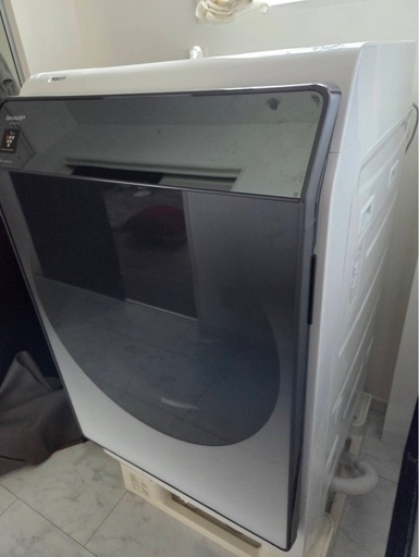 SHARPシャープドラム式洗濯乾燥機 ES-W114-SL