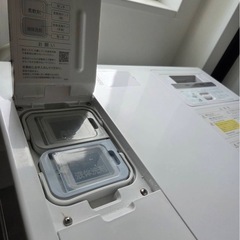 SHARPシャープドラム式洗濯乾燥機 ES-W114-SLの画像