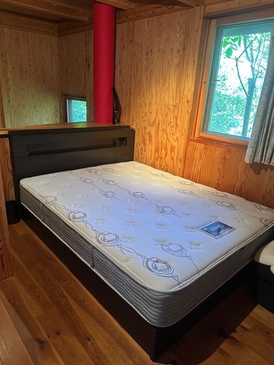 高級ベッド、シモンズのクイーンサイズ