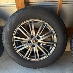 225/65r17　スタッドレスタイヤの画像