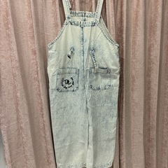 デニムオーバーロールデッキサロペの画像