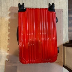 機内持ち込みサイズ　キャリーケースの画像