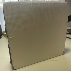 三角クッション　Cozymakerの画像