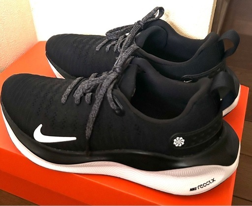【美品】NIKE W INFINITYRUN 4 インフィニティラン ランニングシューズ　23cm DR2670-001