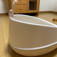 猫トイレ　壁高タイプ　毛玉キーホルダー　魚の骨おもちゃ　　の画像