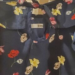 GRL フラワープリントオフショルダーシャツ フリーサイズの画像
