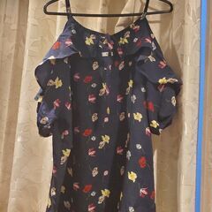 GRL フラワープリントオフショルダーシャツ フリーサイズの画像