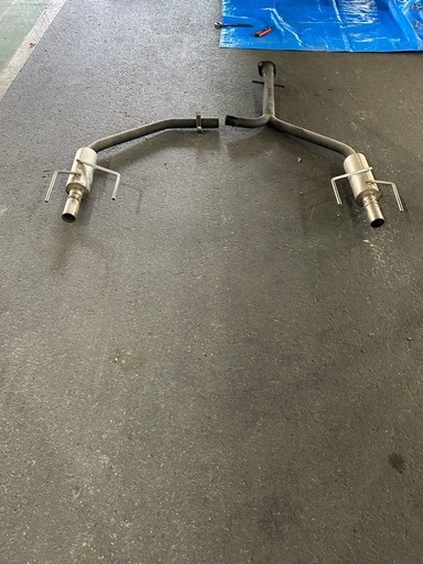 (お話中)
クラウン、マフラー