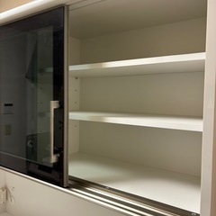 食器棚　大型　　木目　キレイ
の画像
