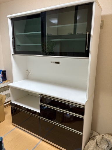 食器棚　大型　　木目　キレイ