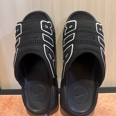 💙NIKEモアテンスリッパ💙の画像