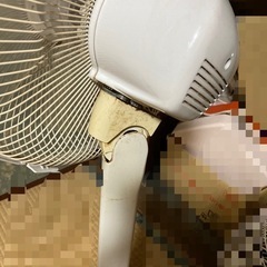 10/3まで　非対面相談可　
扇風機　2台　SANYO   山善　リモコン付の画像