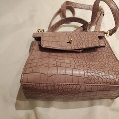薄紫色 クロコダイル風 ミニショルダーバッグの画像