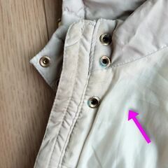 petit main フード付きダウンベスト／ベージュ サイズSの画像
