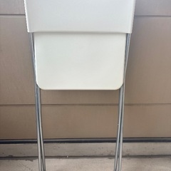 折り畳みイスの画像