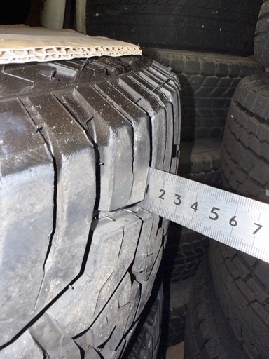 JEEP ラングラー　オールシーズンタイヤ×4本　　