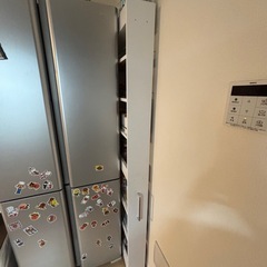 スキマ収納ラックの画像