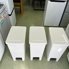 【リサイクルショップ ピカソ 小松原】🗑️✨ペダル式ゴミ箱 ホワイト（45L前後）✨🗑️★1460★の画像