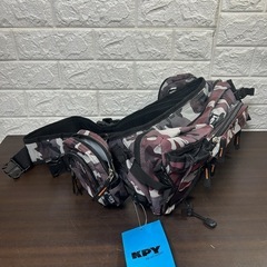 マルチ2WAYバッグ ウエストバッグ ボディバッグ 迷彩柄 未使用品 迷彩柄 釣り キャンプ アウトドア 未使用の画像