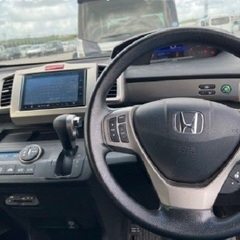 リードハイブリッド・ジャストセレクションホンダ フリードの画像