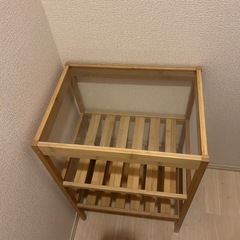 サイドテーブルの画像