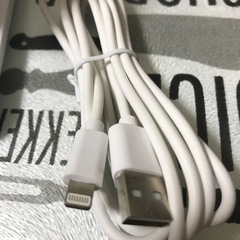 iPhone充電ケーブル の画像