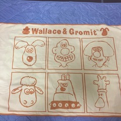 ウォレスとグルミットのブランケット＆ひつじのショーンのポシェット＆ハンドタオルの画像