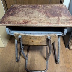 アンティーク　学校机　値下げ交渉可の画像