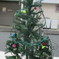 ☆クリスマスツリーセット 120cm ライト付き◆Christmas感を一気にアップの画像