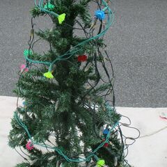 ☆クリスマスツリーセット 120cm ライト付き◆Christmas感を一気にアップの画像