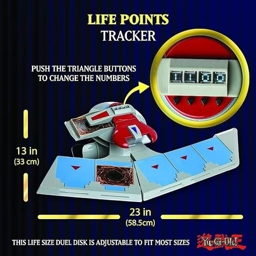 25 周年記念遊戯王グッズ: 腕に巻いた 25 周年記念デュエル ディスクで