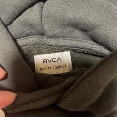 RVCA ルーカ　パーカーの画像