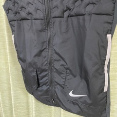 ナイキ　NIKE エアロロフト　ダウンベスト　Mサイズ　エアロスイフト  中綿ベスト ランニング NIKE ナイキ ベスト の画像