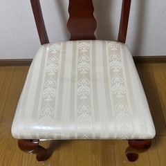 美品 猫脚 ドレッサーチェア ダイニングチェア IDC大塚家具の画像