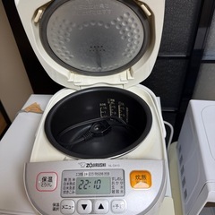 家電4点セット（冷蔵庫・洗濯機・電子レンジ・炊飯器）
の画像