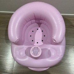 Richell リッチェル ふかふかベビーチェア バスチェア パープルの画像