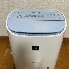 CV-F71-w・SHARP・シャープ除湿機の画像