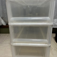 衣装ケースの画像