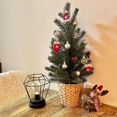 IKEAのミニクリスマスツリーの画像
