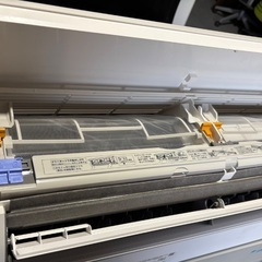 Daikin ダイキン 6畳 自動お掃除付き 冷暖房インバーターエアコン e angle select ATCシリーズ  ATC22ASE4-WS 2024年製 美品の画像