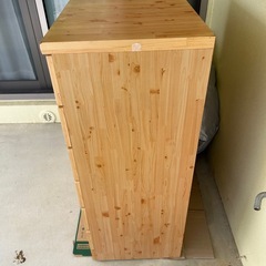 取りに来れる方限定！木造タンスの画像