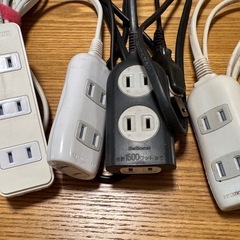 【お引き渡し決まりました】断捨離中⭐︎延長コード4本セットの画像