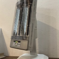【T19562】コロナ　遠赤外線ストーブ　首振り　DH-113R 電気ストーブの画像