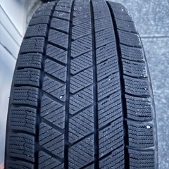 年内に売り切りです！【早い者勝ち】ライズ　冬タイヤ　VRX3 4本セット　16インチの画像